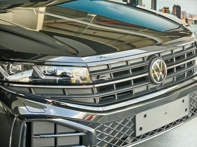 đầu xe Volkswagen Touareg