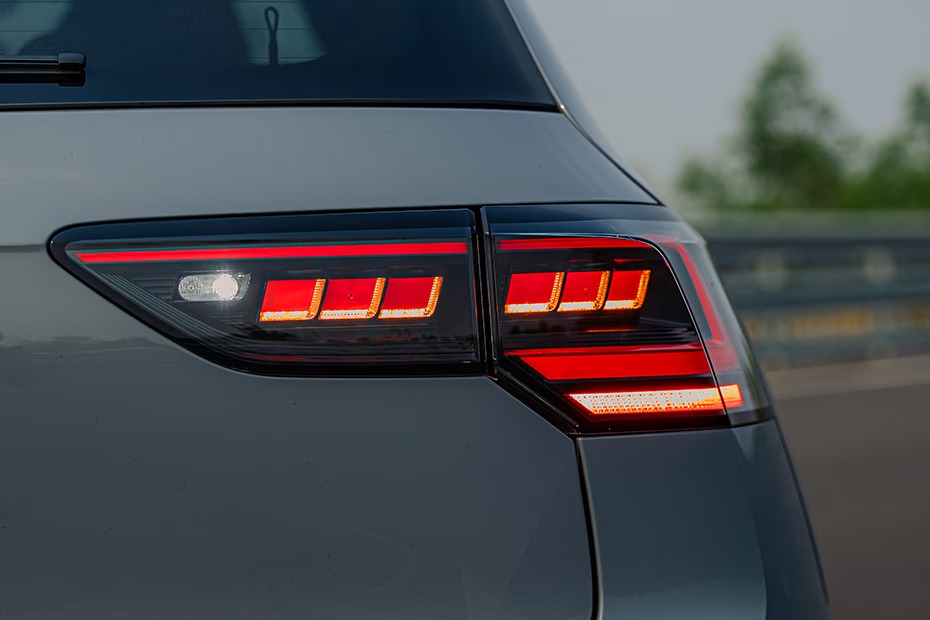 đèn hậu led volkswagen Golf
