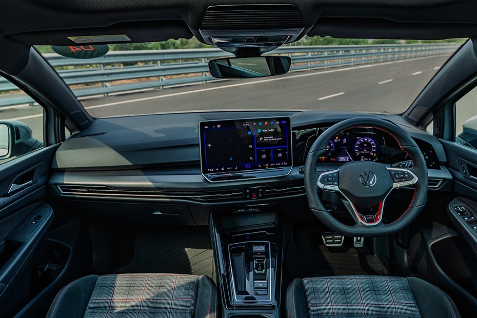 nội thất volkswagen Golf
